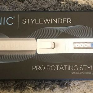 *New* Bio Ionic Pro Rotating Stylewinder Iron Curl